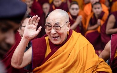 Далай-лама повністю оприлюднив свій перший альбом - це потрібно почути