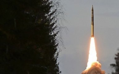 Ексголова ГУР оцінив можливість масованої ракетної атаки 24 лютого