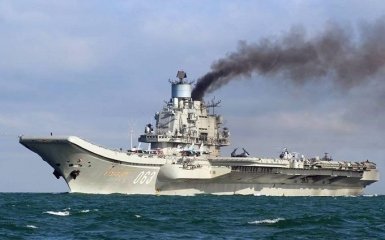 Росія витратить на ремонт димлячого авіаносця десятки мільярдів: соцмережі в шоці
