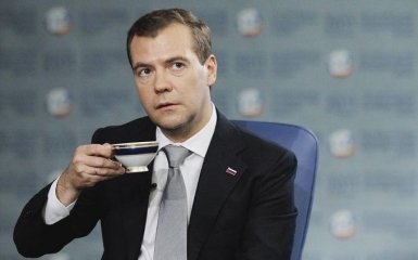 Три рецепта кофе русиано: в Украине жестко пошутили над ляпом Медведева
