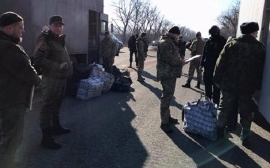 Лутковская забрала 20 заключенных у  «ДНР»