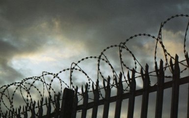 В російській в'язниці "Володимирський централ" засуджені масово порізали собі вени