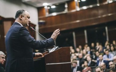 Українці в Молдові звернулись до прокуратури через заклик Додона до вторгнення РФ