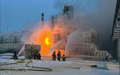 In the Krasnodar region, an oil refinery caught fire after a UAV attack
