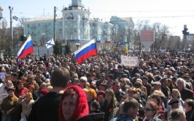 Бабка обозвала меня "кличком": очевидец о безумном начале русской весны