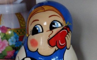 Матрешка с намеком: российский сувенир к ЧМ-2018 вызвал истерику в сети