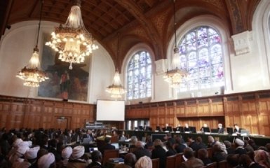 Суд у Гаазі розгляне позов Коломойського проти РФ