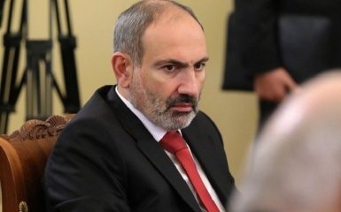 Президент Вірменії вимагає дострокових виборів і відставки Пашиняна