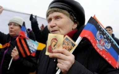 Боевики ДНР перестали платить старикам пенсии, но нашли виноватого