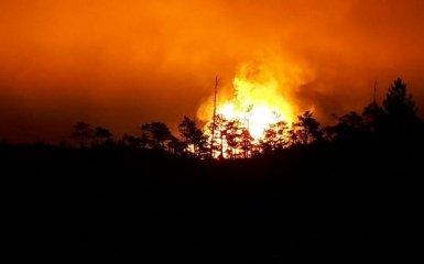У Росії вибухнув газопровід: з'явилося відео пожежі з 20-поверховий будинок