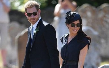 Кружевное белье и изношенные туфли: Меган Маркл и принц Гарри оконфузились на свадьбе у друга