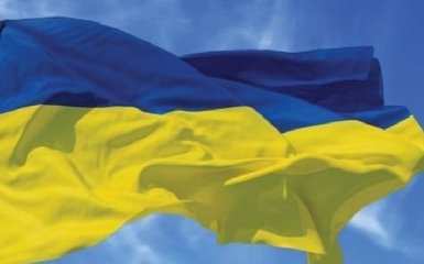 Над оккупированным Симферополем взвился флаг Украины: появились фото