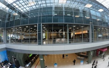 В Жулянах временно закрыли аэропорт