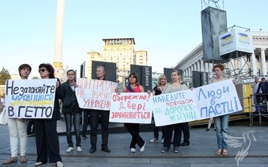 Порошенко упрекнули в некорректном отношении к переселенцам: опубликовано видео
