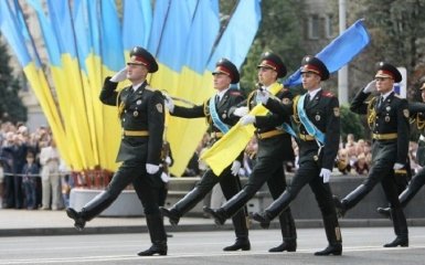 Для репетиції війського параду ввечері перекриють Хрещатик