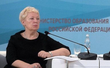 Известный карикатурист высмеял нового министра Путина-фанатку Сталина