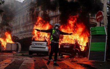 Россия стоит за протестами во Франции: у Путина нагло отреагировали на обвинения