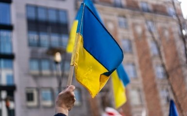 Як приєднатися до акції “Stand with Ukraine”