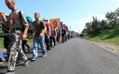 В Московском патриархате пояснили символику сепаратистов на его крестном ходе