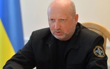 Метр за метром: Турчинов зробив гучну заяву про звільнення Донбасу