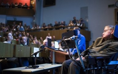 Людство перебуває в небезпеці через свій власний розвиток - Стівен Хокінг