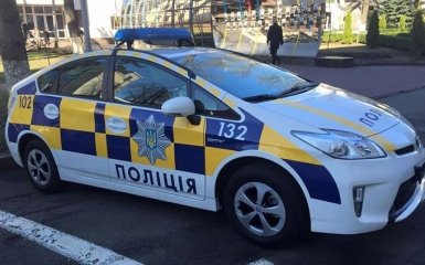 Пьяный водитель в Киеве убегал от полиции и "приехал": появились фото