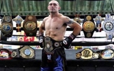 Известный боксер умер после нокаута в 12 раунде - шокирующее видео