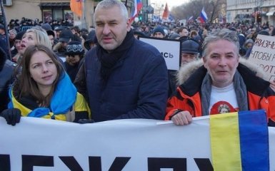 Известный российский поэт посвятил стих освобожденной Савченко
