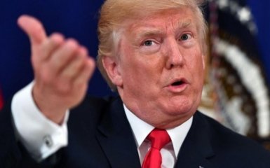 Трамп и председатель комитета Сената по международным делам обменялись взаимными обвинениями