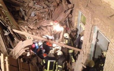 З-під завалу будинку на вул. Хмельницького врятували чотирьох людей