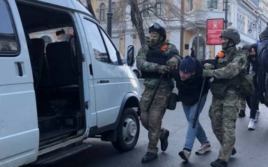 У Росії почалися мітинги в підтримку Навального. Поліція проводить масові затримання