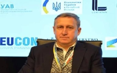 Дипломат озвучил риски попадания мигрантов из Беларуси в Украину