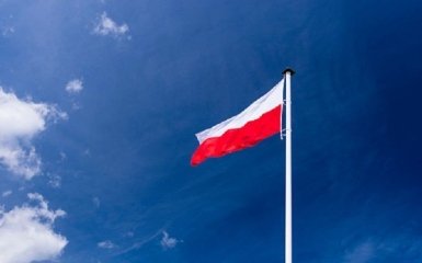 Польша изъяла со счетов посольства России почти 1,2 млн долл