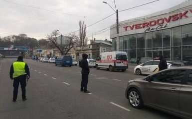 В Одессе банда преступников стреляла и брала заложников: появились видео с места