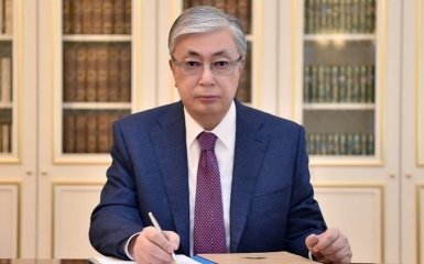 Президент Казахстана приказал создать в стране "народный фонд"