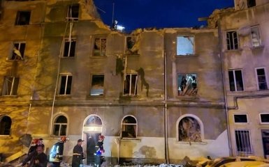 Ракета армии РФ попала в здание во Львове. Есть погибшие