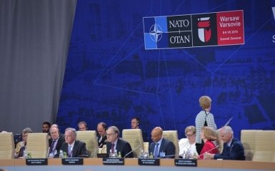 НАТО начнет серьезно разбираться с провокациями России - The Wall Street Journal
