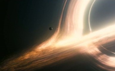 Как в фильме "Интерстеллар": ученый выяснил, можно ли выжить на планете около черной дыры