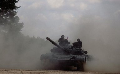 Россияне начали стягивать тяжелое вооружение в сторону Херсона