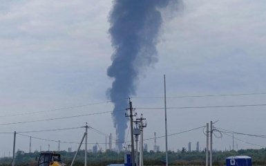 Дрони атакували нафтохімічний комплекс у Башктортостані РФ — відео