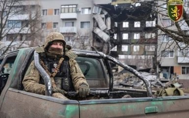 Головне за ніч: успішна контратака ЗСУ в районі Бахмуту та спроби наступу армії РФ в районі Сватового