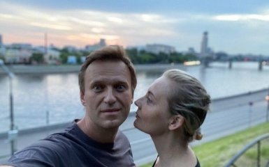 Я так і знав: Навальний відповів, чи причетна дружина Юлія до його отруєння
