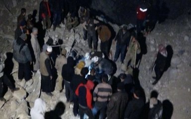 Авиудар по мечети в Сирии унес десятки жизней: появились фото и видео