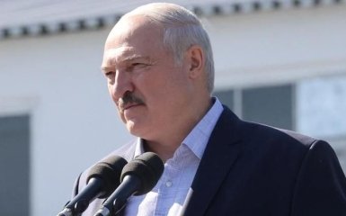 Лукашенко зробив скандальне попередження Зеленському