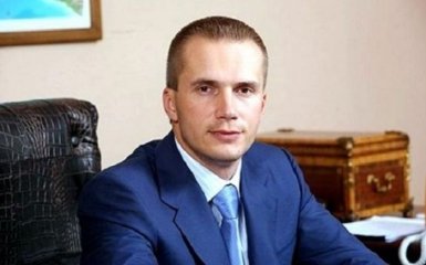 Суд отменил санкции ЕС еще и против сына Януковича