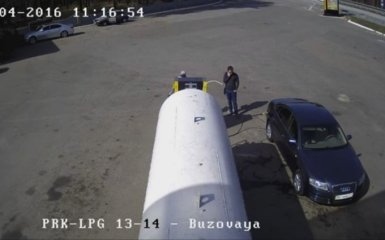 В деле водителя BlaВlaCar появилась запись с камер наблюдения: опубликовано видео