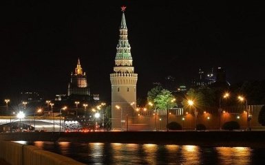 Влада РФ почала погрожувати керівництву Facebook і YouTube