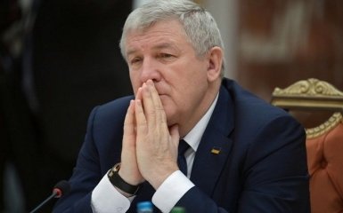 Суд принял громкое решение по бывшему министру обороны Украины