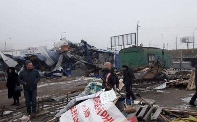 Появились фото нового разгрома МАФов в Киеве