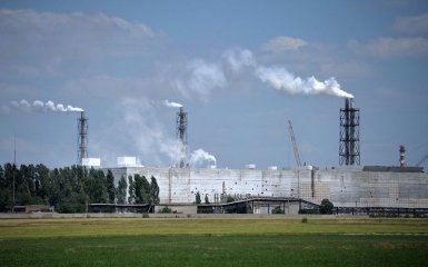 Розвідка повідомила про можливі провокації РФ на хімічному заводі в Криму